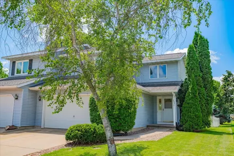 703 Hilltop Dr, Deforest, WI 53532