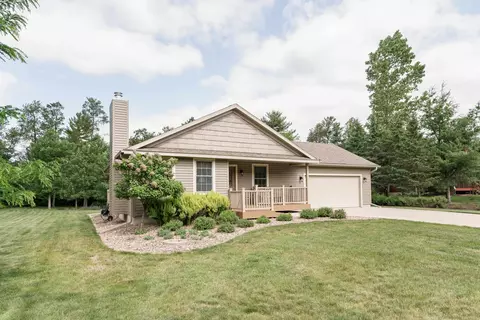 348 Blue Waters Trl, Nekoosa, WI 54457