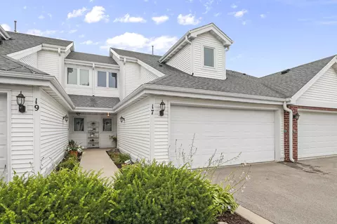 17 Springfield Ct, Madison, WI 53719