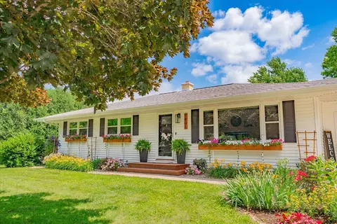 1801 Center St, Black Earth, WI 53515