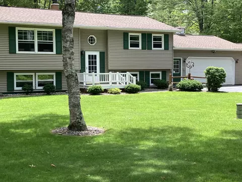 176155 Willow Ln, Hatley, WI 54440