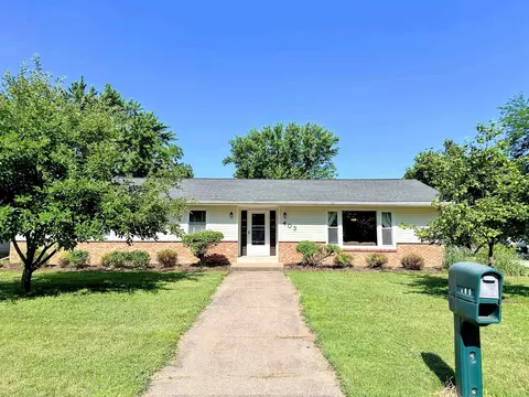 403 S State St, Prairie Du Chien, WI 53821