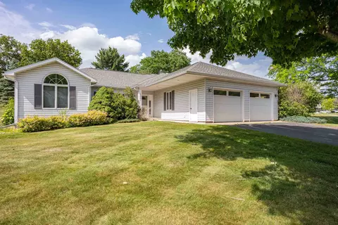 1601 Michigan Ave, Wisconsin Dells, WI 53965
