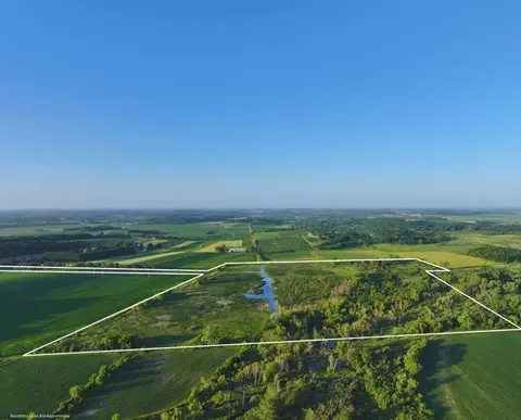 80 Ml Acres Jordan Rd, Waterloo, WI 53594