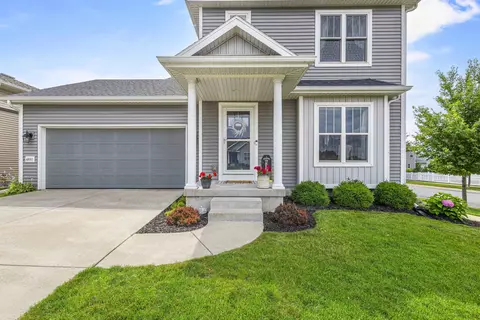 4802 Catalina Pkwy, Mcfarland, WI 53558