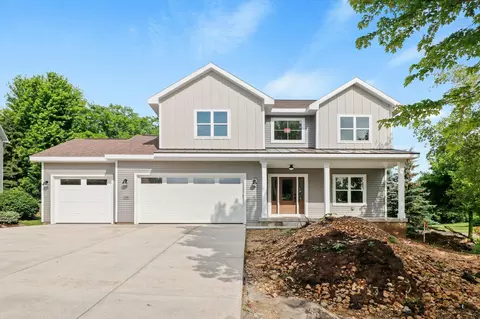 1108 Heritage Ct, Waunakee, WI 53597