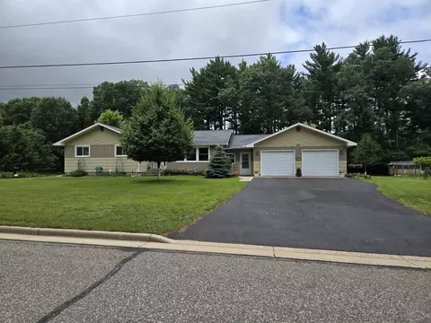 407 Quincy St, Friendship, WI 53934