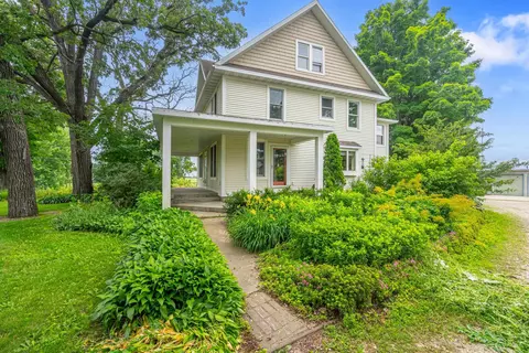 n9268 County Road M, Pickett, WI 54964