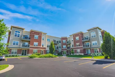 5194 Sassafras Dr #103, Fitchburg, WI 53711