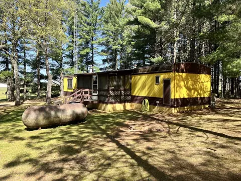 249 Dyke Ave, Grand Marsh, WI 53936