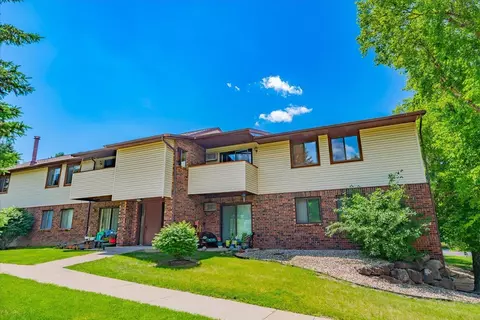 825 N Gammon Rd, Madison, WI 53717