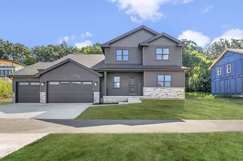 6646 Royal View Dr #170, Deforest, WI 53532