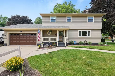 300 W Chicago St, Stoughton, WI 53589