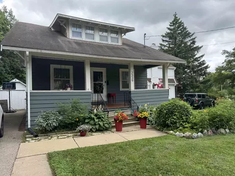 2339 Monroe St, Madison, WI 53711