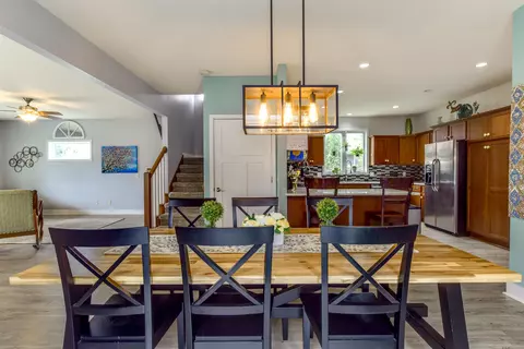 1261 Tara Dr, Sun Prairie, WI 53590