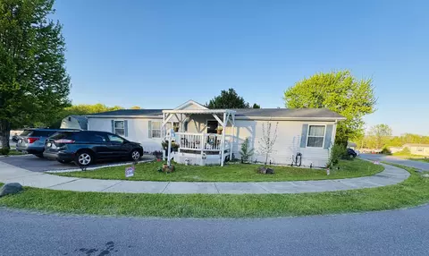 904 Moore St #471, Baraboo, WI 53913