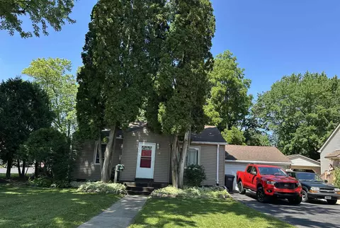 118 Johnson St, Stoughton, WI 53589