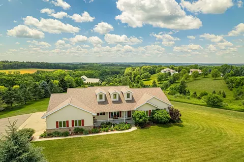 w3960 Vista Lane, Belleville, WI 53508