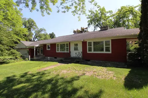206 E Ormsby St, Oxford, WI 53952