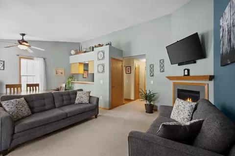 1010 Gammon Ln #3, Madison, WI 53719