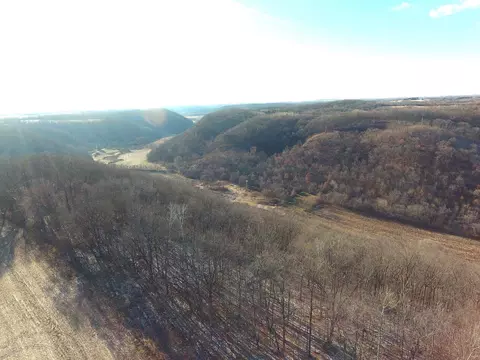 46113 Sand Creek Rd, Gays Mills, WI 54631