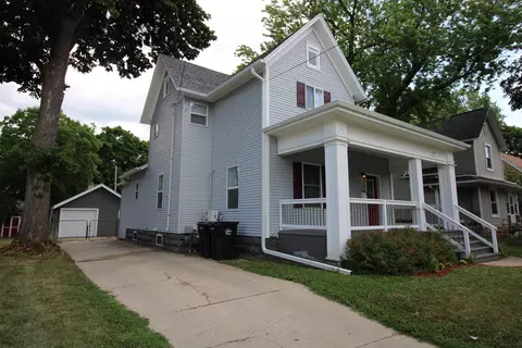939 11th St, Beloit, WI 53511
