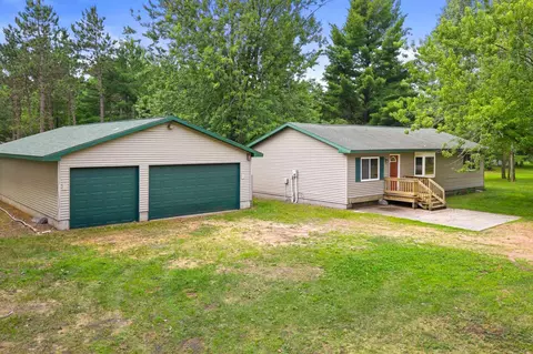 1555 Alpine Dr, Nekoosa, WI 54457