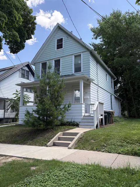 1111 Erin St, Madison, WI 53708