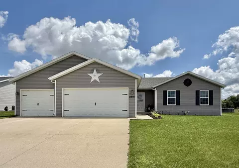 2515 Quail Ridge Dr, Janesville, WI 53546