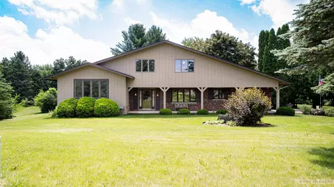 4946 Hickory Trl, Middleton, WI 53562