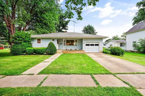 839 S Lewis St, Columbus, WI 53925