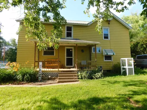 216 Thomas Hill Rd, Edgar, WI 54426