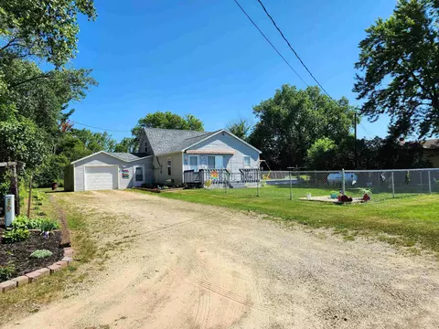 25258 Foothill Ave, Tomah, WI 54660
