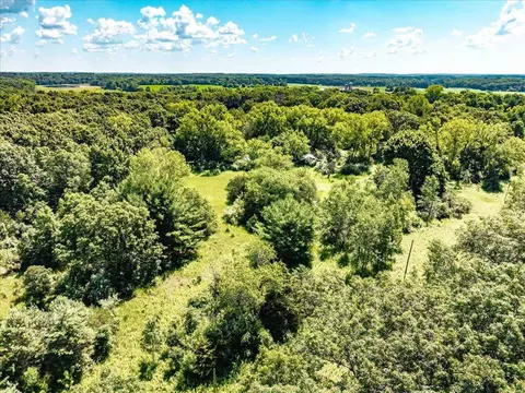 10 85 Ac 1st Ave, Oxford, WI 53952