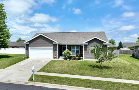 115 Marcie Dr, Brooklyn, WI 53521
