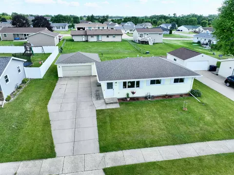 739 Roosevelt Ave, Janesville, WI 53546