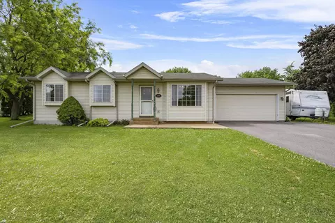 200 5th St, La Valle, WI 53941