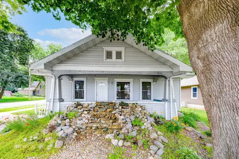 133 S Clear Lake Ave, Milton, WI 53563