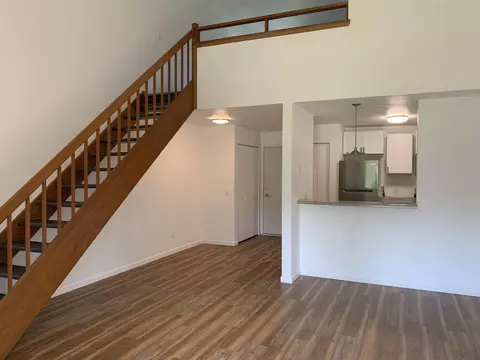 1002 N Sunnyvale Ln #I, Madison, WI 53713