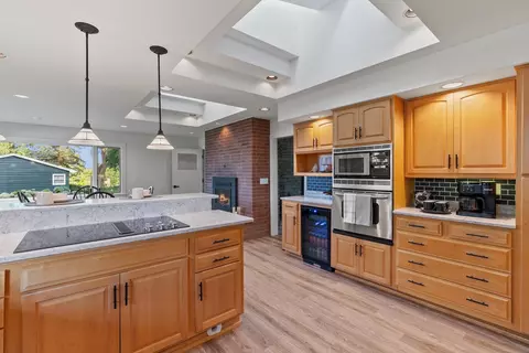 619 W Merrimac St, Dodgeville, WI 53533