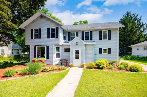 346 College St, Milton, WI 53563