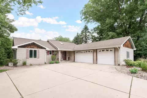 4737 E Oakview Dr, Milton, WI 53563