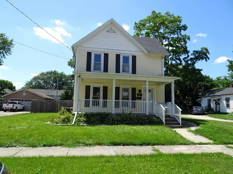 233 N Chatham St, Janesville, WI 53548