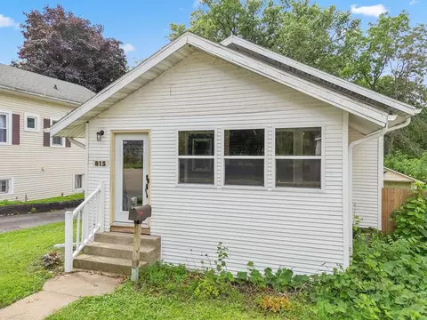 815 2nd Ave, Baraboo, WI 53913