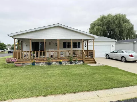 w208n11438 Brookside Dr # R30, Germantown, WI 53022