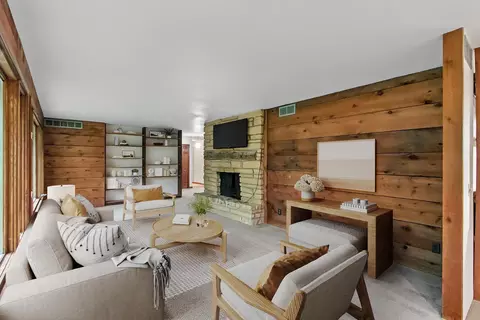 8414 N Bowers Lake Rd, Milton, WI 53563