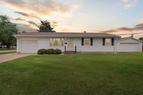 2005 S Jackson St, Janesville, WI 53546