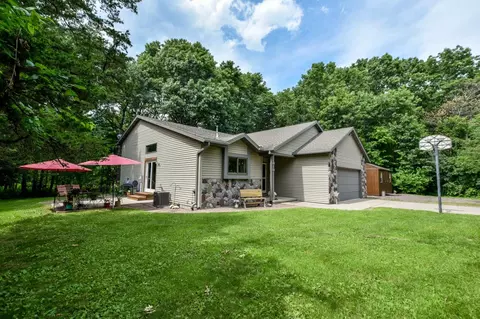n3225 Hooker Road, Poynette, WI 53955