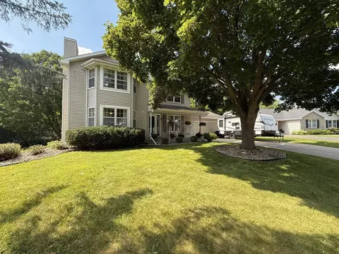3118 Satinwood Dr, Janesville, WI 53546
