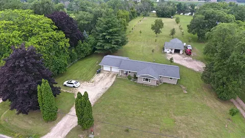 203 E Waushara St, Berlin, WI 54923